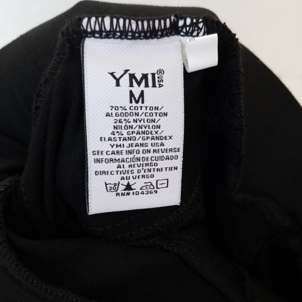🆕️Maternity Black  jeggings - Picture 5 of 8